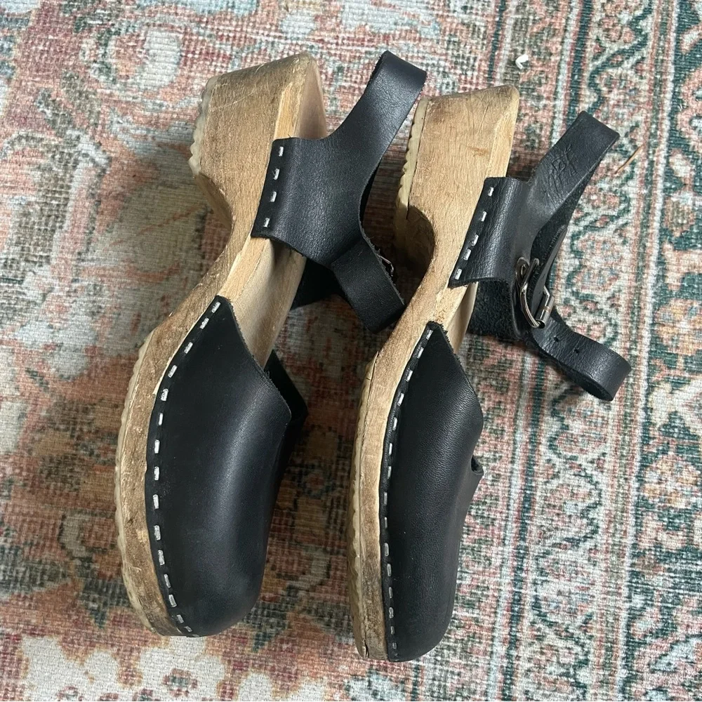 Lotta's Black Leather Low Wooden Clog 40 - Picture 4 of 5